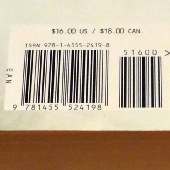 3 for $10 book sale! Murder Mystery - The burning room, Connelly - Picture 4 of 7